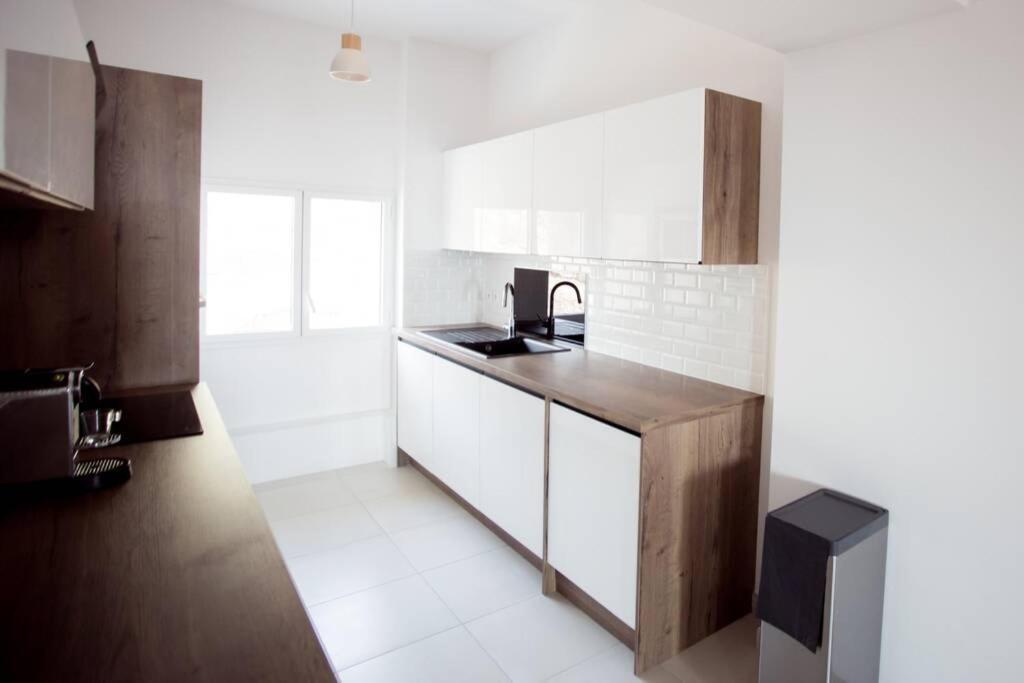 Magnifique Appartement Avec Vue Imprenable Ла Лонд-ле-Мор Екстериор снимка